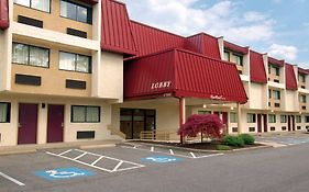 Red Roof Inn Cleveland - Airport/middleburg Heights